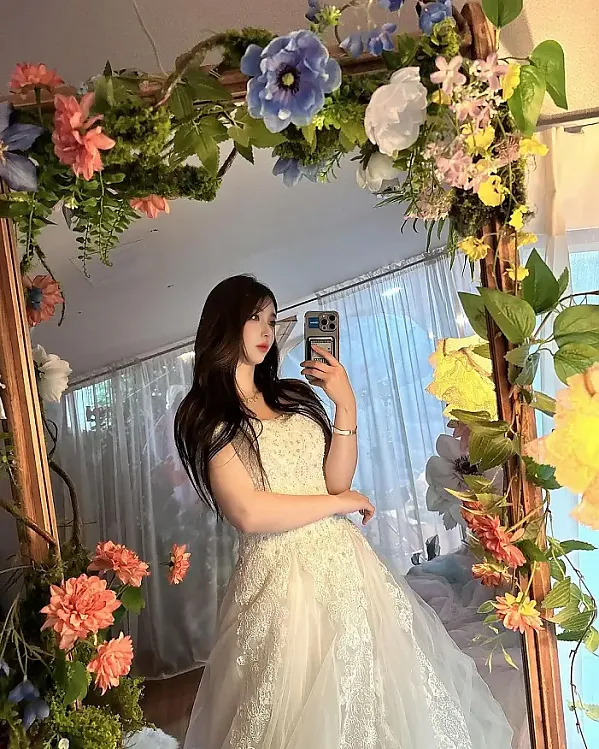 직업이 전직사진작가였던 모델