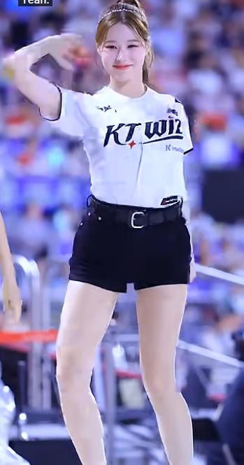 전광판 원샷이 간절한 이예빈 치어리더