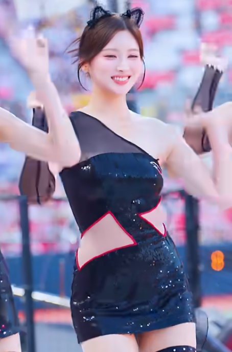 냥줍하고픈 가든냥 김정원 치어리더 아웃송 Up! Kim Jeong-Won cheerleader ktwiz