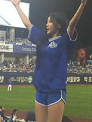 성승요  신비 치어리더 직캠  오늘도 실물 미모 예쁨 폭발!