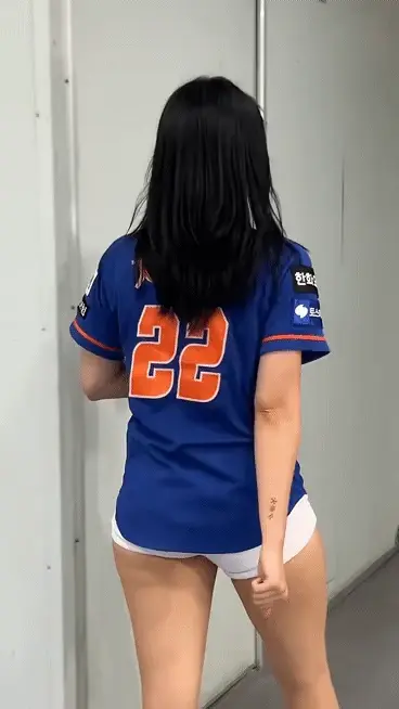 하지원 치어 뒤태2