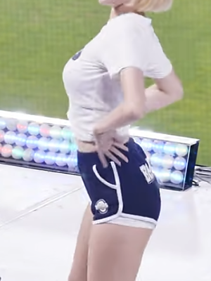 너무 더웠던 서현숙 치어리더