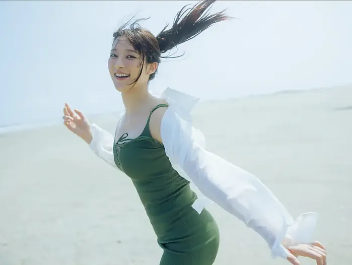 야마자키 아미 山崎あみ, 플래시 프라임 No.1786 태양보다도 야마자키 아미