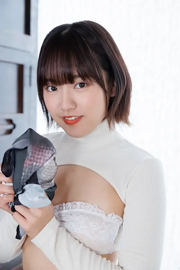 안주 코즈키 (Anjyu Kouzuki)