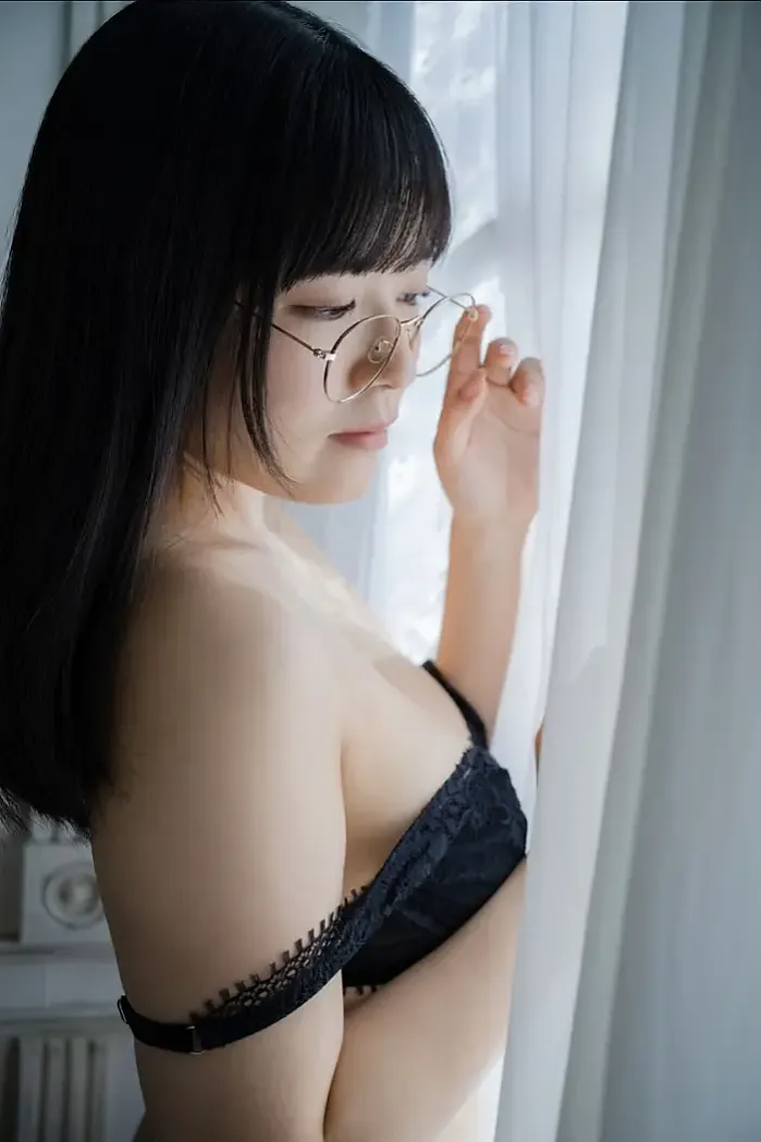 우미 시노노메 사진집 「여자아이의 비밀」 Set.01