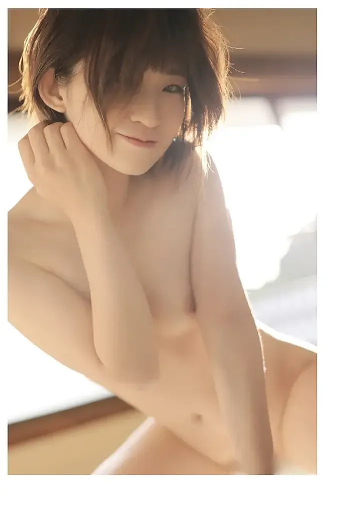 히메노 란, 누드 사진집 「털털이 벚꽃처럼」 Set.02