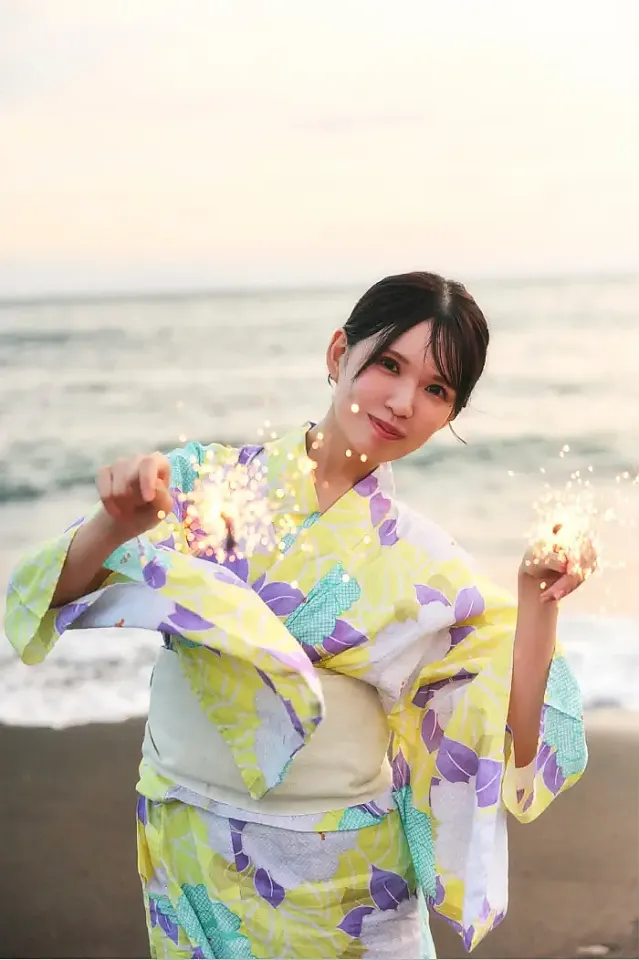 오카모토 아야카 사진집 「처음으로 물들이는 ‘여름’ 전 50컷 선공개」 Set.01