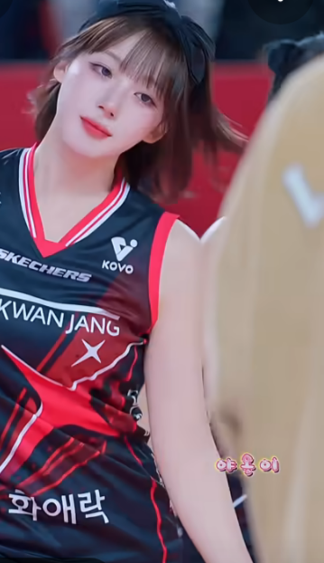 눈빛+표정 장인 XOXZ 퍼포먼스 치어리더 하지원