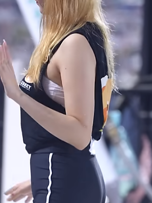 놀리고 괴롭히고..ㅋㅋㅋ 조예린 치어리더