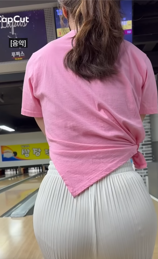 볼링장 직원분이 잠깐 가르쳐주셨는데