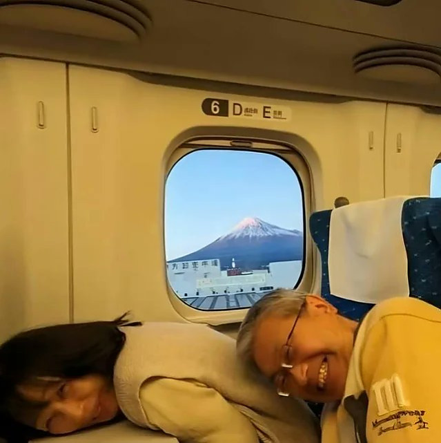 관광객들을 위한 현지인(일본) 부부의 센스