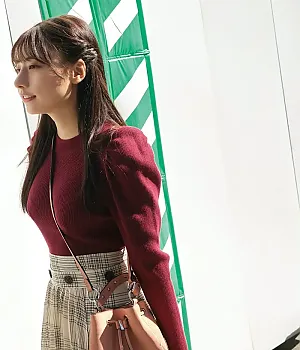 스즈키 유카 디지털 사진집 「마루 위의 W-DAY」 Set.02