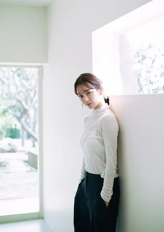 아오토 시노 디지털 한정 YJ 포토북 「잡아라」 Set.01