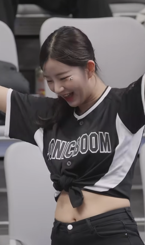 3점 리액션의 정석 김진아 KT 소닉붐 치어리더