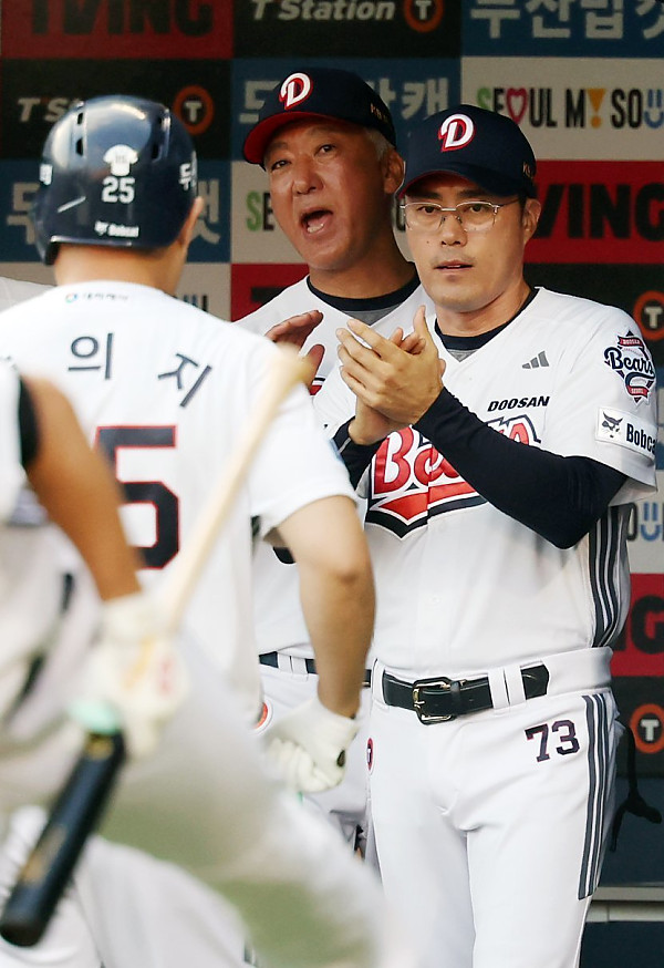 [SD 잠실 브리핑] ‘5위와 3G차’ 두산, 7연승 미친 행보 5강권 진입…그러나 지휘관은 정중동 “생각할 여유 없다, 어떤 야구 하는지에 포커스”