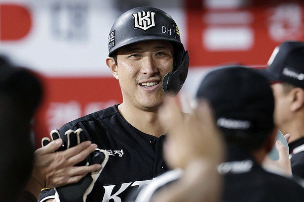 [SD 잠실 라이브] KT 황재균 그랜드슬램 폭발…올 시즌 개인 한 경기 최다타점
