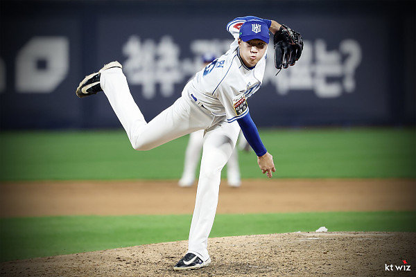 “데뷔전이었는데 정말 괜찮았다”…슈퍼 포크 장착한 1R 루키, 사령탑은 미소 [SD 수원 브리핑]