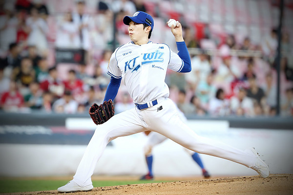 “도루 허용, 너무 크게 노출됐다” 10승 투수 KT 오원석, 약점 보완하며 규정이닝 목표로 달린다