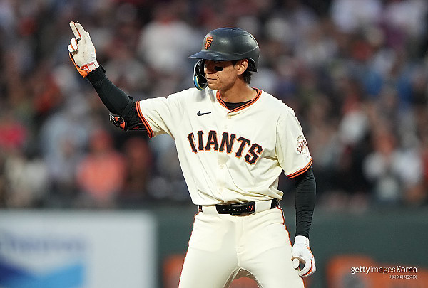‘18G 만의 리드오프’ 이정후, 빨랫줄 타구 ‘2루타 작렬’