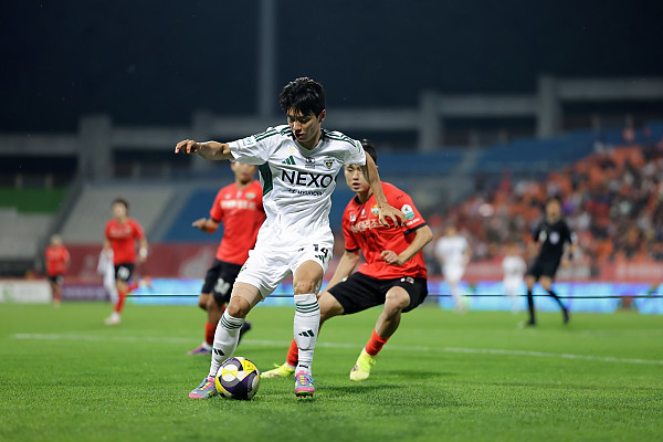 코리아컵서 6번째 정상 노리는 전북-새 역사 쓰려는 강원, 20일 전주성에서 격돌!