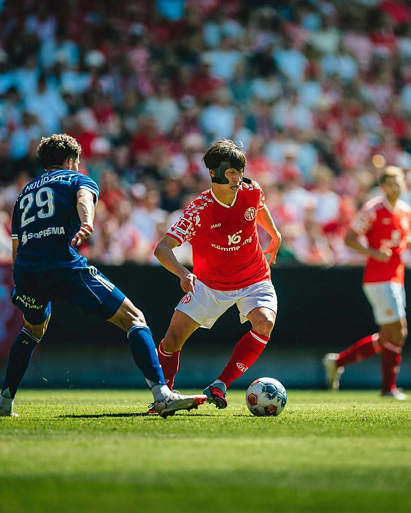 ‘마스크 투혼’ 이재성, 교체 출전해 마인츠 DFB 포칼 2라운드 진출 힘 보태