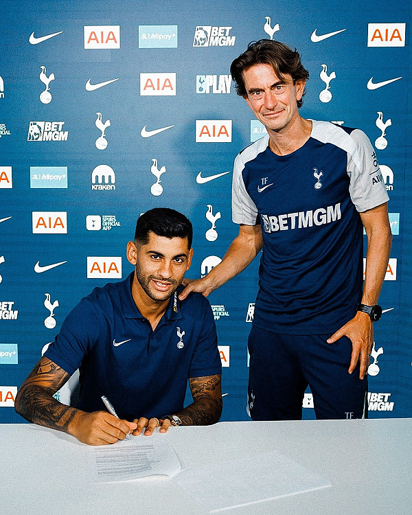 SON 이어 주장 완장 찬 로메로, 토트넘과 2029년까지 동행…“특별한 시즌 만들겠다”